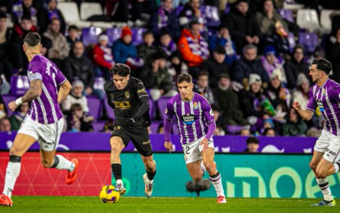 Real Valladolid vs Valencia CF (03:00 – 14/12) | Xem lại trận đấu